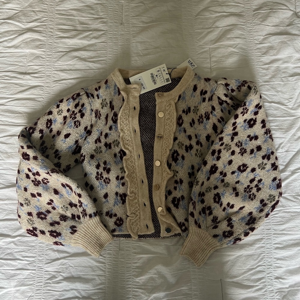NWT Zara Cardigan